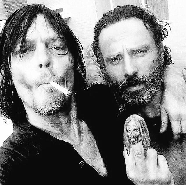 twdbullets's tweet image. #FF 😊 @TWDUK_Obsessed @TWMichonne @Faith_Token @TheEnidWD @Norman_af @QueenMamaCarol @TWDPICS__ @badazzCarol