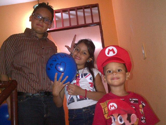 Felicitaciones ángeles por sus excelentes notas los amo mas q mi vida q orgullosa estoy de ustedes