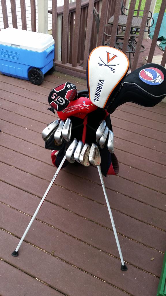 GolferDaveHenry's tweet photo. Last for a bit with baby coming, Great round of golf today. Tons of fun. Just polished them for next time. #mysticks http://t.co/YFb0fI6Wxs
