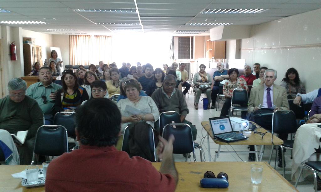 comunal_valpo's tweet photo. Reunión Informativa por Bono de Incentivo al Retiro Voluntario @MagisterioNac @jaimegajardo http://t.co/hqrqfzPIiI