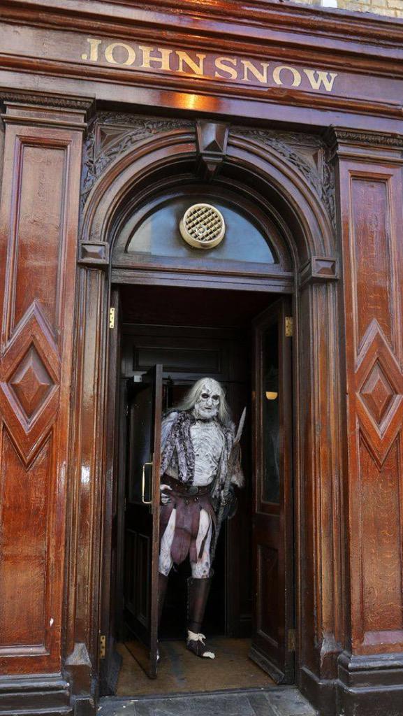 snow39broadwick's tweet photo. We've even had a visit from the white walkers!!#GameofThrones http://t.co/ckUWLyuFZv
