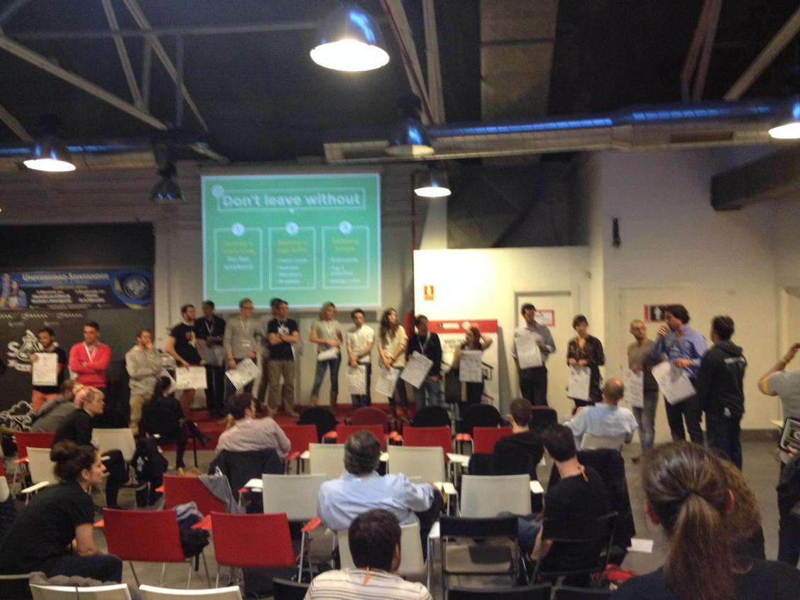 hjmonreal's tweet photo. Primer dia del #swmadrid Ya tengo proyecto. A tope con #handbe!! #startup #weekend #entrepreneurs #madrid @swmadrid http://t.co/rEZ8iFFY3v