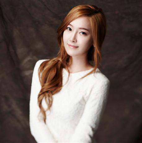 babylighteu's tweet photo. #HappyJessicaDay #IcePrincessDay #AlwaysWithJessicaJung Happy birthday to our Ice princess Jessica Jung 🎁🎂. http://t.co/IDX8gYCUd8
