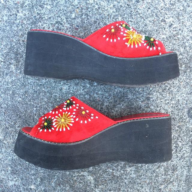 #platform sandals foam rubber 3" platform and velvet beaded upper size 7 shopseen.com/stores/vacation