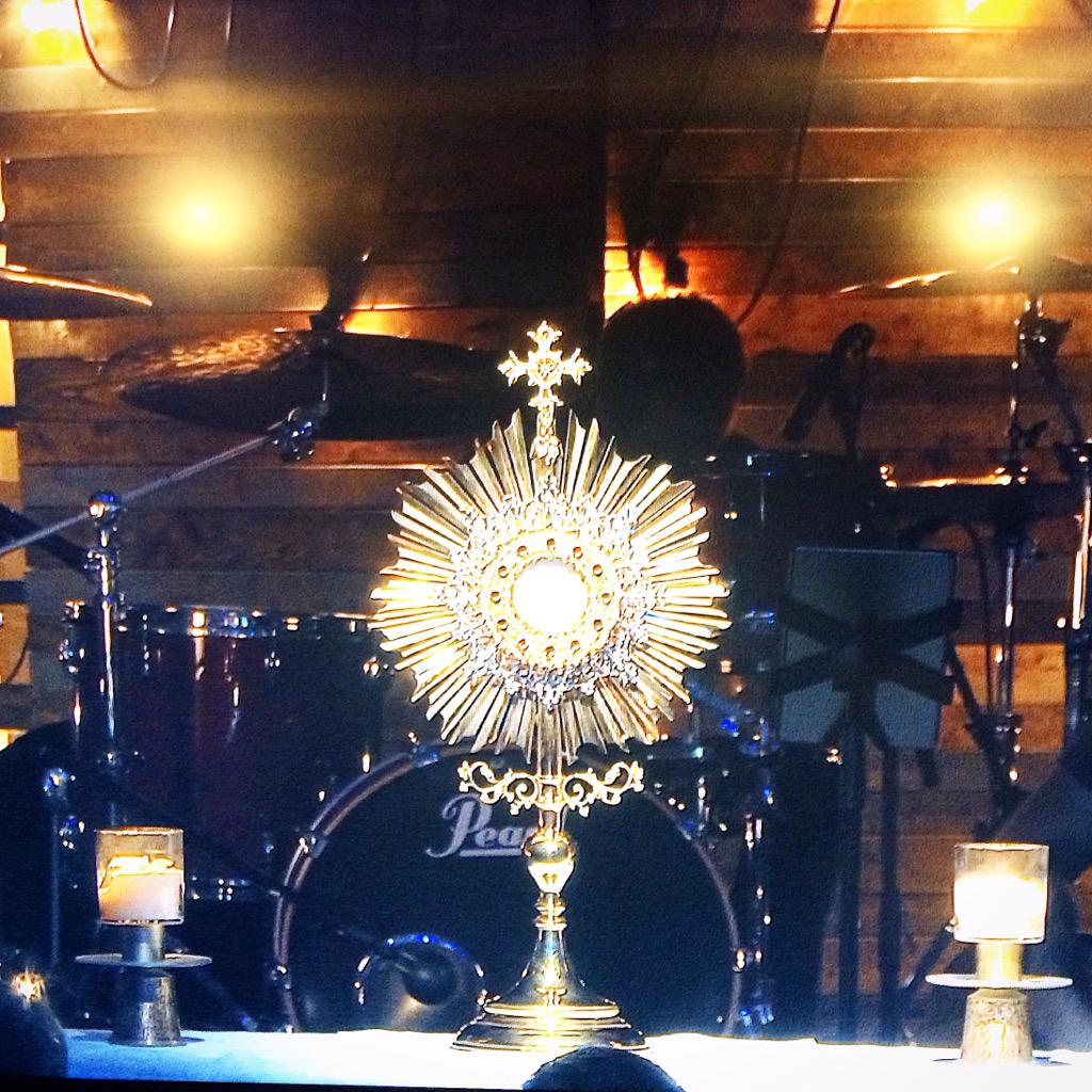 XLTAtlanta's tweet photo. It was a special one tonight at XLT. Thanks to all who prayed with us, our volunteers, and our God! #XLTAtlanta http://t.co/LLULvHRGiS