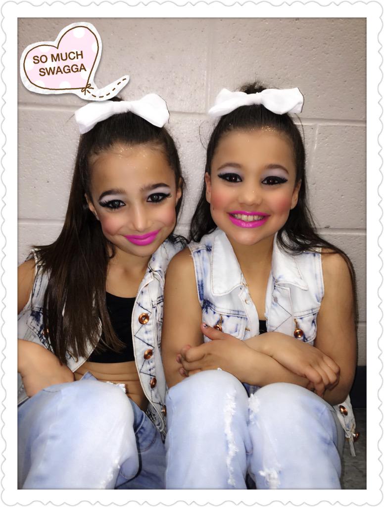 boboTOyorkville's tweet photo. @danceologyinfo thank you for such a great 1st day of competitions #starbeat! Xoxo!The pupo sisters! #alotoffirsts. http://t.co/hKXmw9THeb