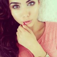 QuotessForTwo's tweet image. Awesome iPhone app to Stream live video AND increase twitter reach!  great for girls :) bit.ly/1NZHp2H