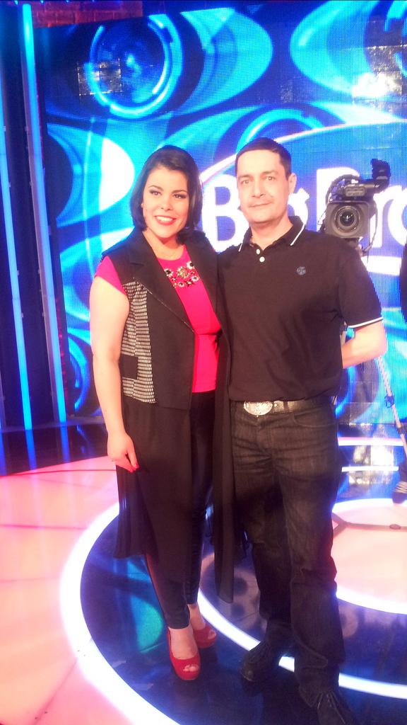 TonyDerdevil's tweet photo. .@BigBrotherSlo hvala BB in ekipi v Srbiji za ogled odaje v zivo #bigbrotherslo http://t.co/k6hYn9FHZL