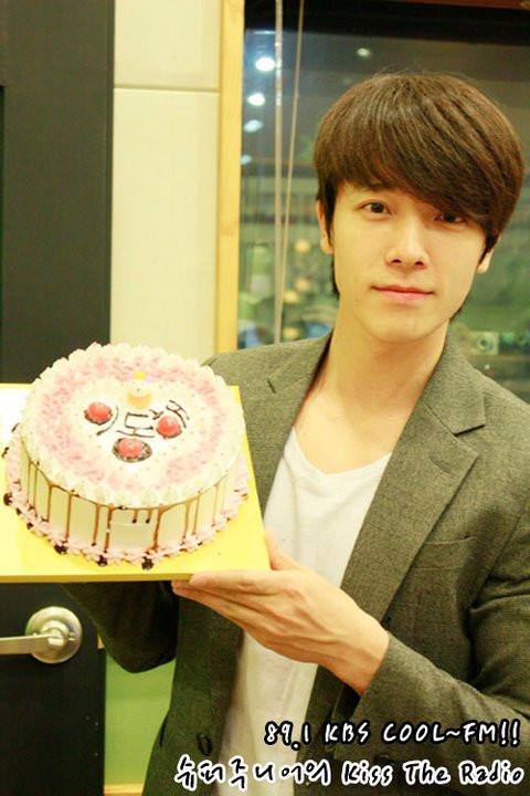 Happy Birthday to Jessica Jung and for all her rps..God Bless!  