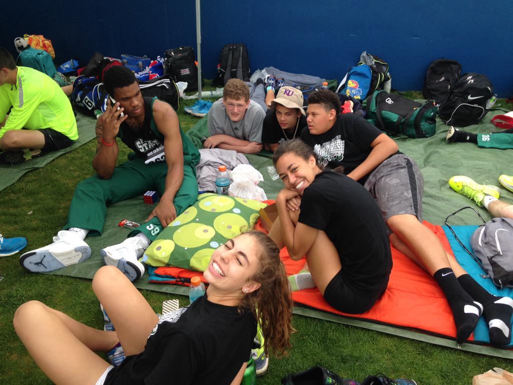 firebirdtrack's tweet photo. Team bonding http://t.co/mH4VPP6A3P
