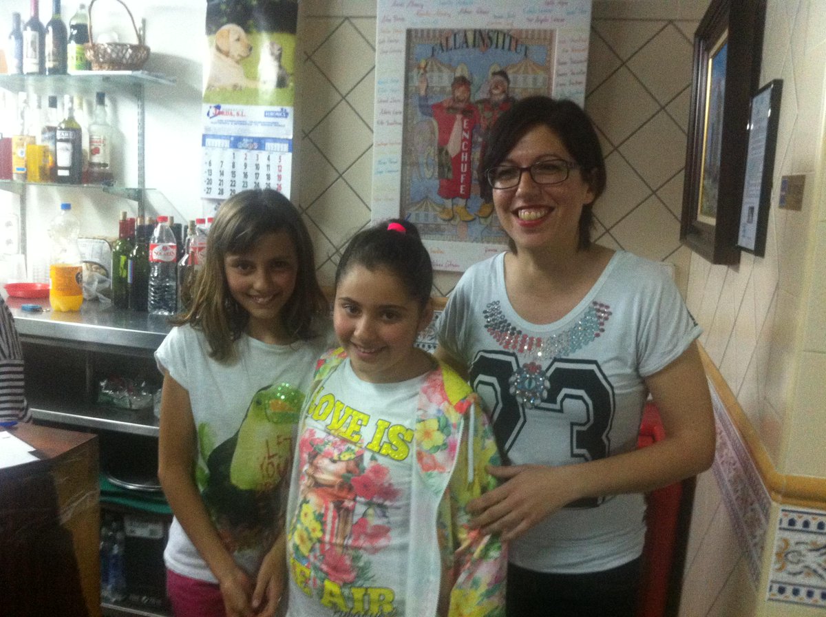 FallaInstitut's tweet photo. Nous càrrecs Infantils exercici 2015/2016:  FM Infantil: Ainoha Just Serra, R.Foc Infantil: Maria Martinez Benimeli http://t.co/gkMQ0Pr7Fm