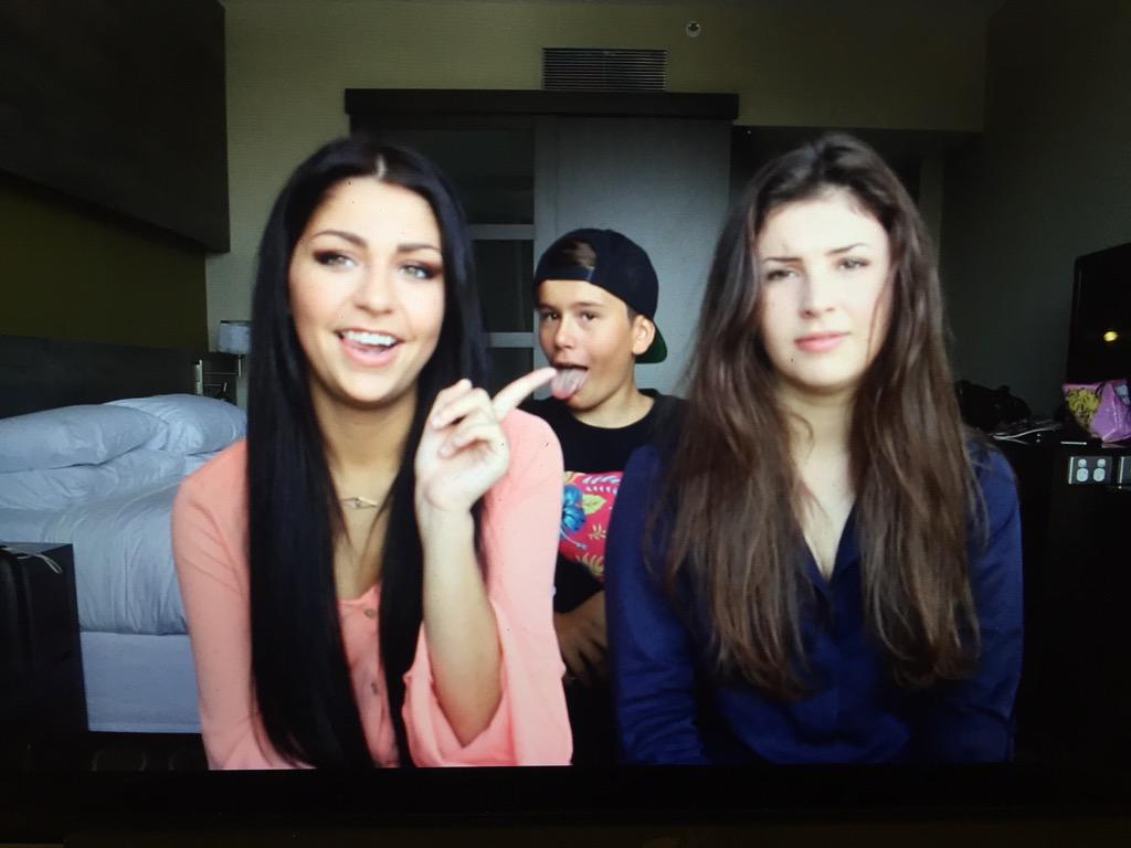AndreaRussett's tweet photo. @jaamiecurry @JaiWaetford miss u guys 😿 http://t.co/bKNT4QNcbS