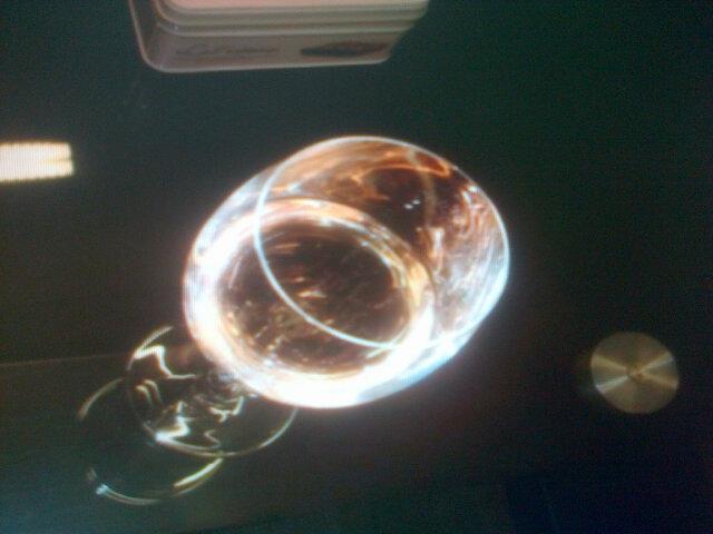 PellegrinoSil's tweet photo. @TotiPasman @ZappingAmerica NO se pueden ir yo brindo por Zapping en otro horarios porfi #Geniosssss Chin - Chin http://t.co/kA1Q7cEB8d