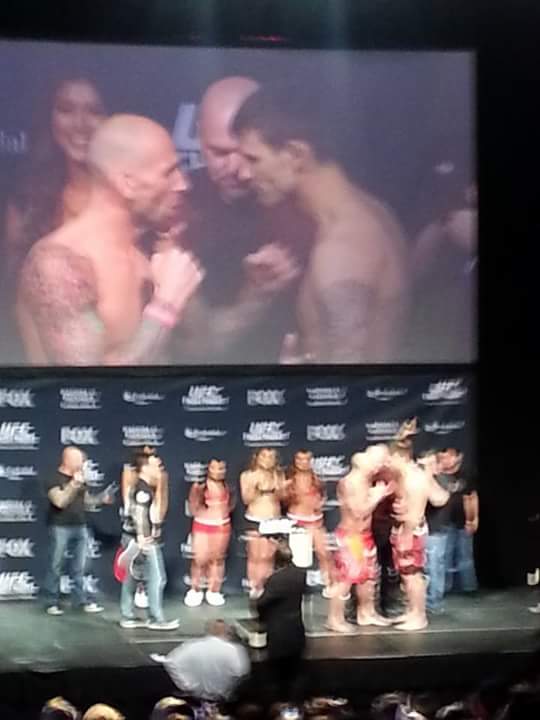 BGonz135's tweet photo. Ready for the @ufc fights tomorrow night!! #DirtyBirdBaby @MeansTim http://t.co/VPEUyyoRbP