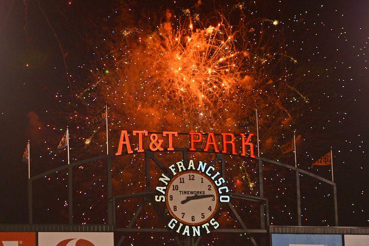 LesMechantesSF's tweet photo. Let's light it up tonight! Join us for fireworks, all the beers + all the naughty girl antics tonight @theyardsfc! http://t.co/139TqMigIo