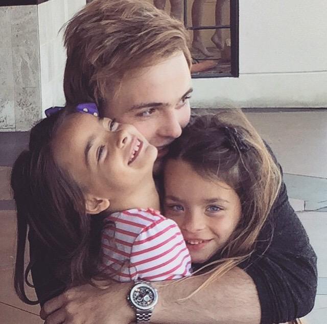 HAPPY BIRTHDAY TO THIS AWESOME Dj, RYLAND LYNCH ( I LOVE YOU STOP GETTING OLDER!!           