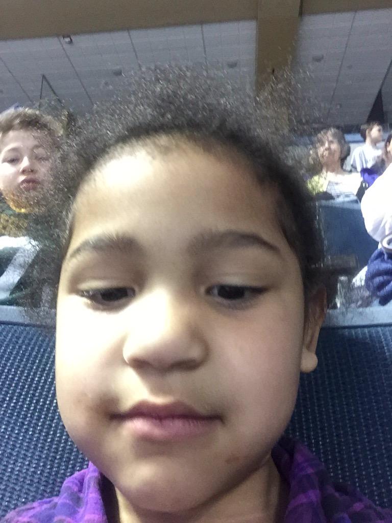 MelissaZydzik's tweet photo. #NSBFanPic at the @mkeadmirals game http://t.co/u6aVYzhhTN