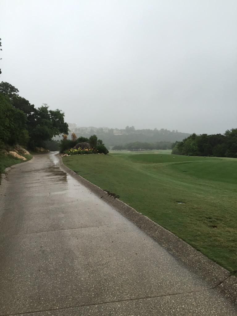 Front9Back9's tweet photo. .@GolfLaCantera Resort course, #16. Weiskopf design, drivable par-4. Instead, 4-iron, 9-iron to 6-ft. Draino. Birdie. http://t.co/U74KzXLnCF