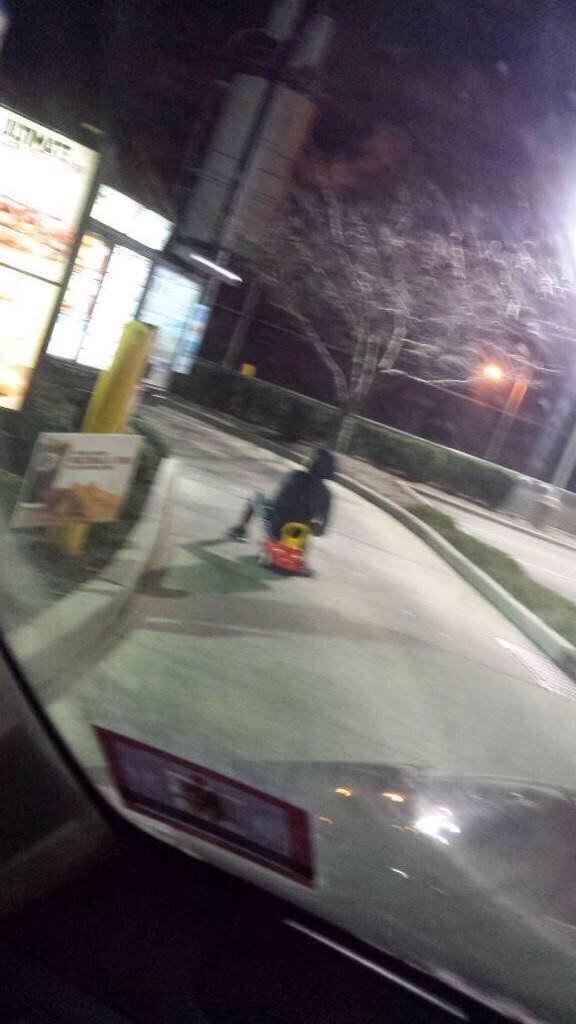 “<a href="/awkwardposts/">AwkwardPosts</a>: when u hungry af but aint got no car ”<a href="/Niba_Libra/">Niba Neebs</a>