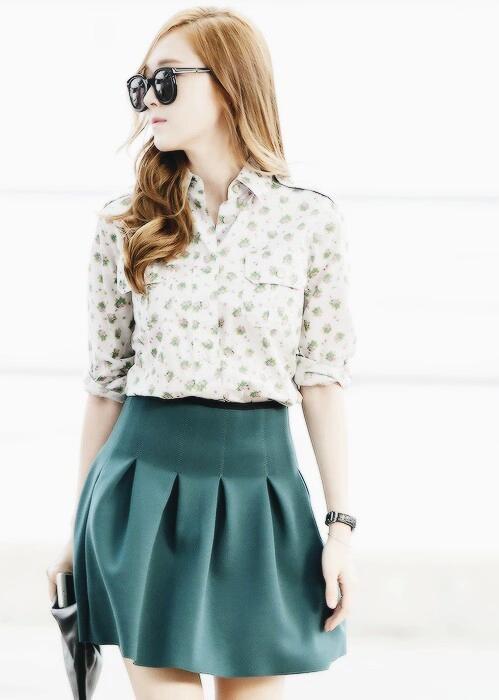 U\re the ultimate bias list ruiner, jessica jung happy birthday unnie   