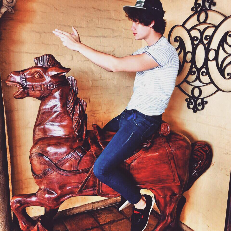 bryanmouque's tweet image. 🐴 instagram.com/p/1mPLLnGUP8/