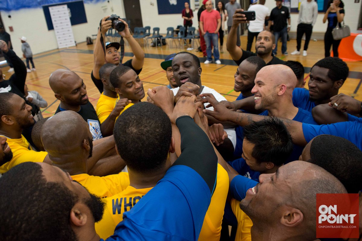 RonnieMexx's tweet photo. #FHC &amp; #WHCI Alumni still have it. Great Game! @DrewEbanks @TheRealTwee23 #ONPOINTBASKETBALL 
#BALLNOIR http://t.co/hyGJp8IOX5