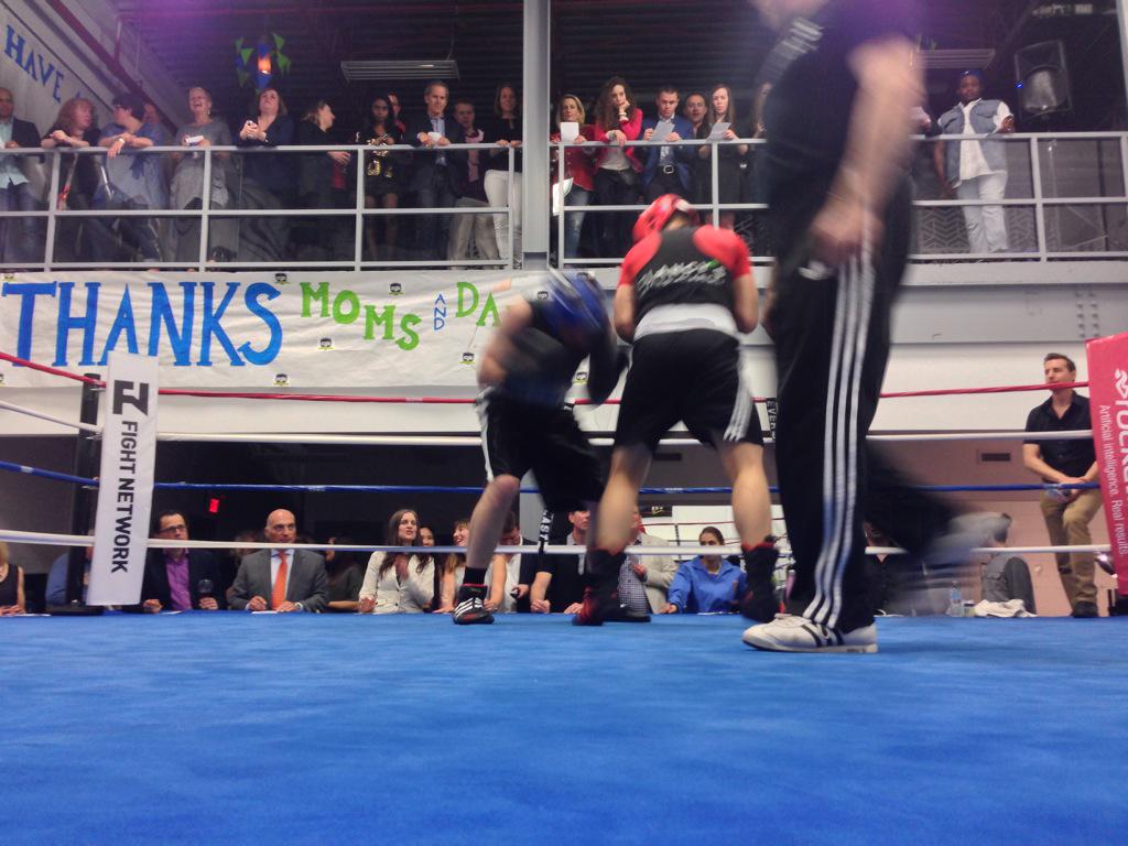 cbatoronto's tweet photo. Having a fantastic night at CBA with the CGS gala! #boxing #charity #events #fun http://t.co/UHMl5swe2m