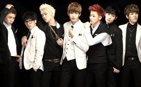 CruzMari_k's tweet photo. #4YearsOnTheBlock ansio con el día en que los pueda conocer, para morirme en paz  #MexicoWantsBlockB http://t.co/3sENZ1ORyQ