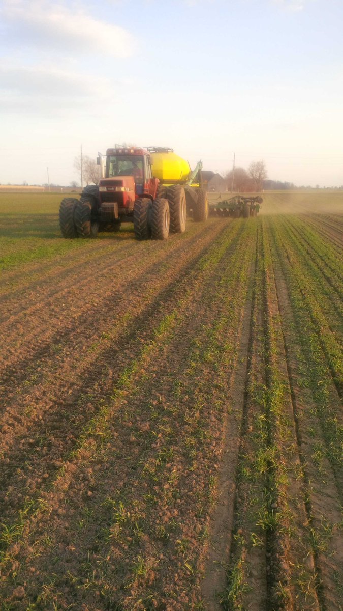 shawnredick's tweet photo. #FM750 &amp; EZ-Pilot planting Peas in Leamington. #DTIGroup #ontag http://t.co/P3jbQuLbb3