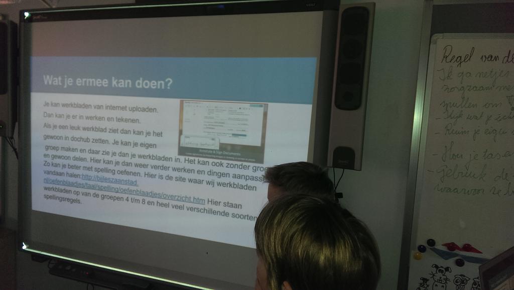 wytzeniezen's tweet image. Altijd goed als leerlingen uit eigen beweging iets willen uitleggen... #dochub #chromebook #google