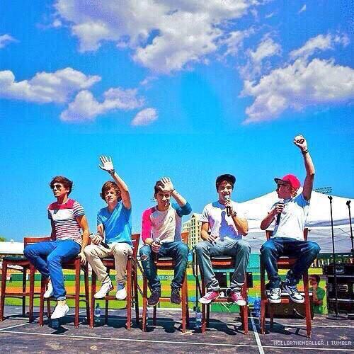 miu__1D's tweet photo. 最近リムられる😢💦

ってことで……

#RTしたDirさん全員フォローする 
#DirさんはRT
#Dirさんと繋がりたい http://t.co/nfSV07Pbv5