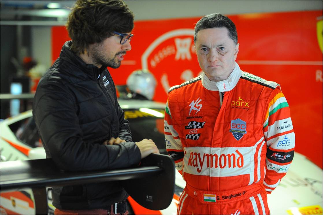 SinghaniaGautam's tweet photo. Gearing up for Today's Race. 4 pm Monza time. http://t.co/HRG1K2gmiA