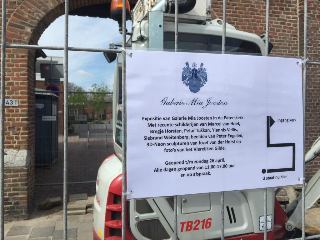 Paterskerk's tweet photo. Bezoek de prachtige #expo van @GalerieMJoosten #Weert #contemporaryart http://t.co/7M3RUnD4pJ