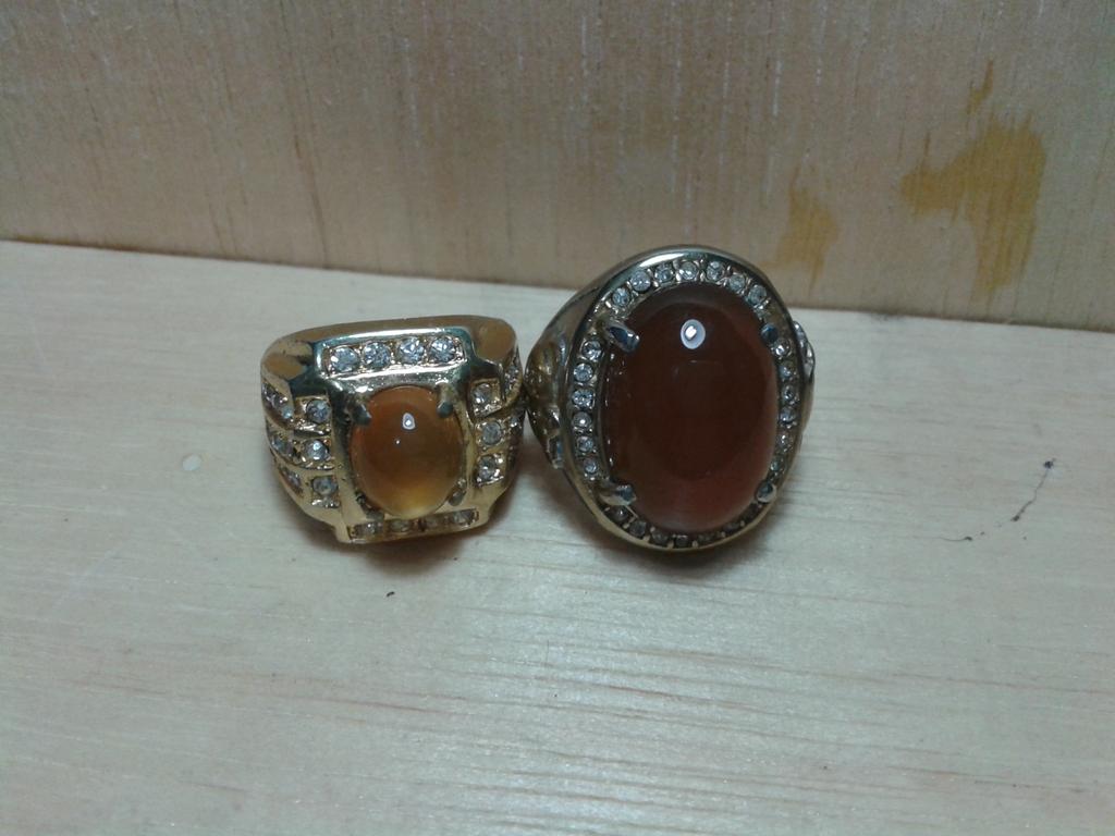 harisfauzi744's tweet photo. @Batu_Ku @JakartaAkik @devbbco @PecintaBatu @Bursa_Akik @akiktiga @GemRizky @AkikLovers promo sabtu, pin 5569C702 http://t.co/ElmHki2rSg