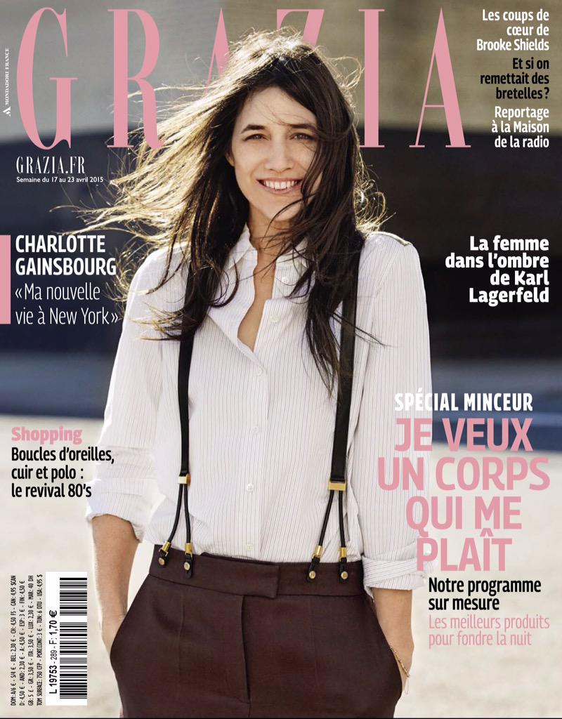 NOIREPlurielle's tweet image. A lire dans Grazia ,

Le dossier  "Les #afrofeministes sortent du rang "