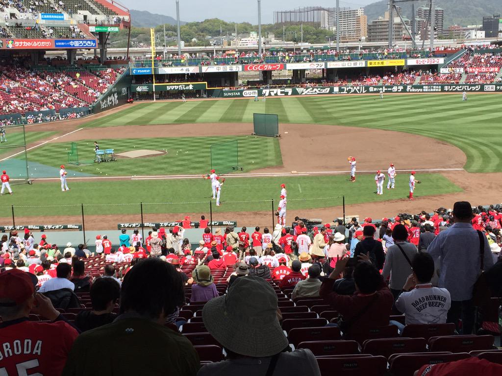 絶好の野球日和だ。#carp