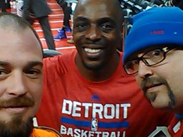 ronosborne30's tweet photo. @ATolliver44 please follow me on here god bless u have a great summer http://t.co/NQFriv6WbH