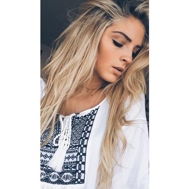 Httpqueexn's tweet image. Dreamer 💫