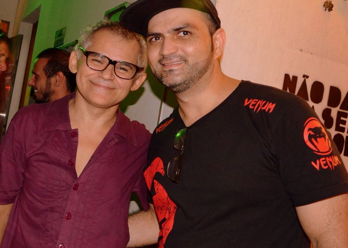 Joaonunezz's tweet photo. Da série #megatamainho de gente (grande) @gerocamilo http://t.co/EMyBbae7uF