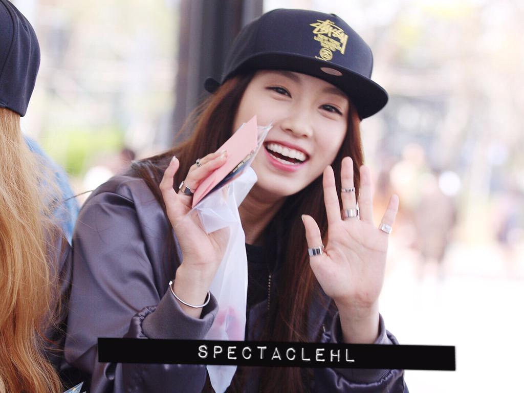 CC2UW22UIAEi2e-.jpg:large