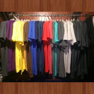 frans_18's tweet photo. jual kaos polos bahan cotton 30's (distro). minat? add pin bb 51D84BC6. bisa ambil 1an atau banyak. http://t.co/AjDrbtRJYV