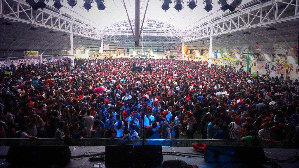 carpauniversita's tweet photo. Gracias Pamplona, es maravilloso volver a vernos... Día increíble. #CarpaDiem15 http://t.co/NbhDup0rrG