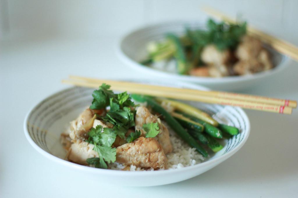 CulinaryLibry's tweet photo. New Blog Post: Vietnamese Lemongrass Chicken Recipe: http://t.co/WjoEWzqsBg http://t.co/O0lFJVvPOJ