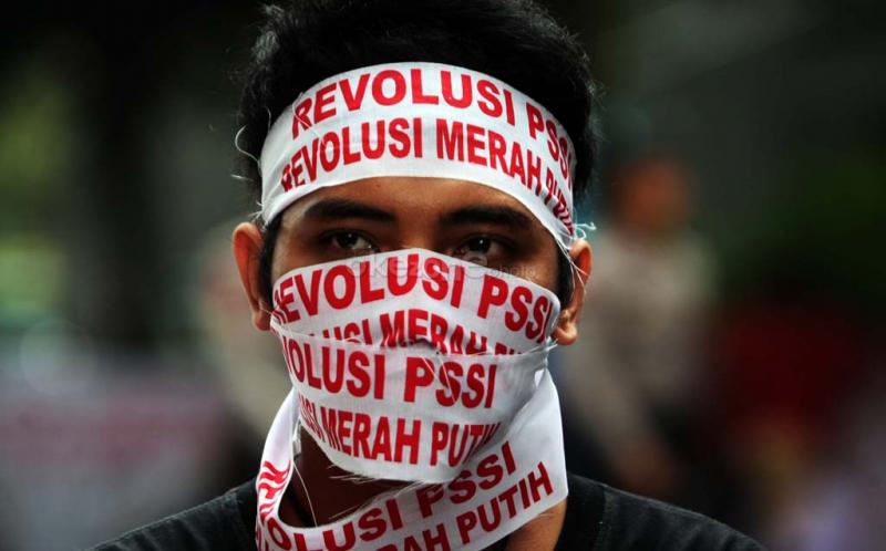 #SurabayaMelawan RT <a href="/Asean_Football/">Asean Football</a>: MUAK DENGAN PSSI!! SISTEM YANG SELALU MERUGIKAN INSAN SEPAKBOLA INDONESIA.