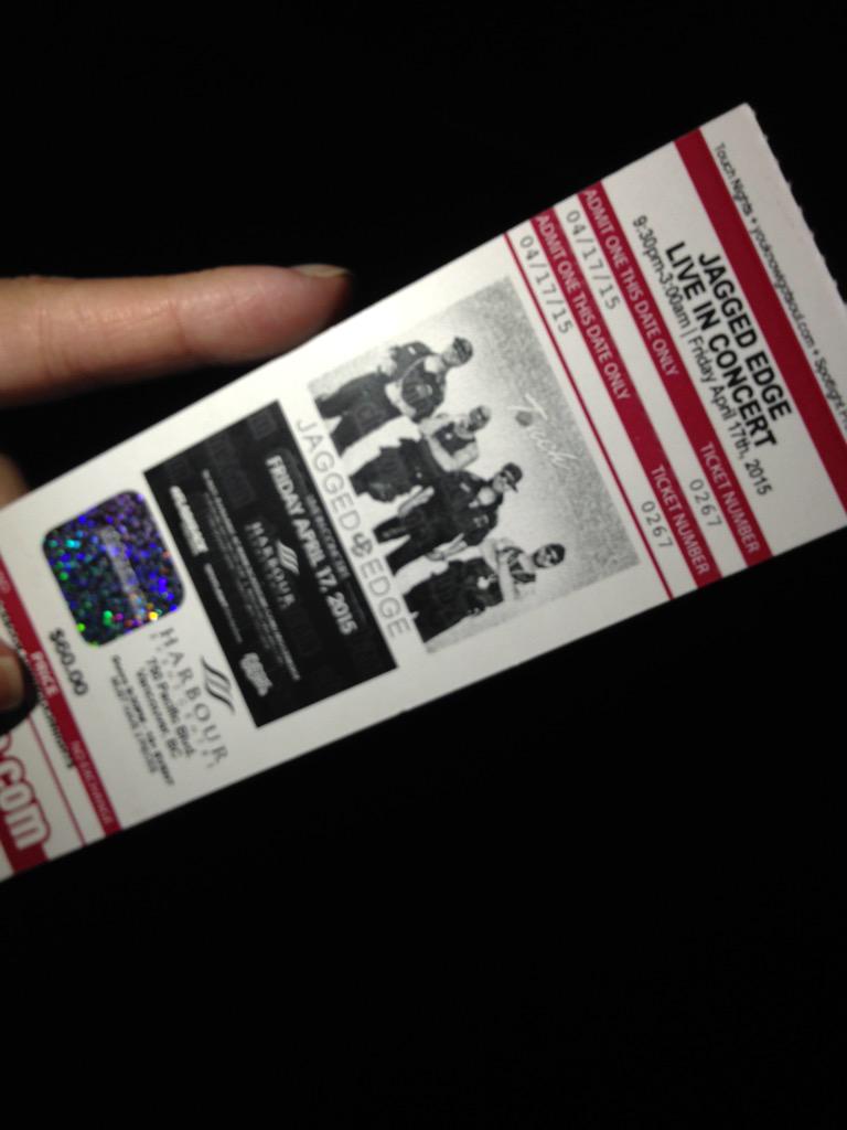 JamesonKelly's tweet photo. Goin to the #jaggededge concert and 3 of them were refused entry to Canada... #HappyBirthday2Me #Vancouver 😥 http://t.co/dSXvrCA6Tv