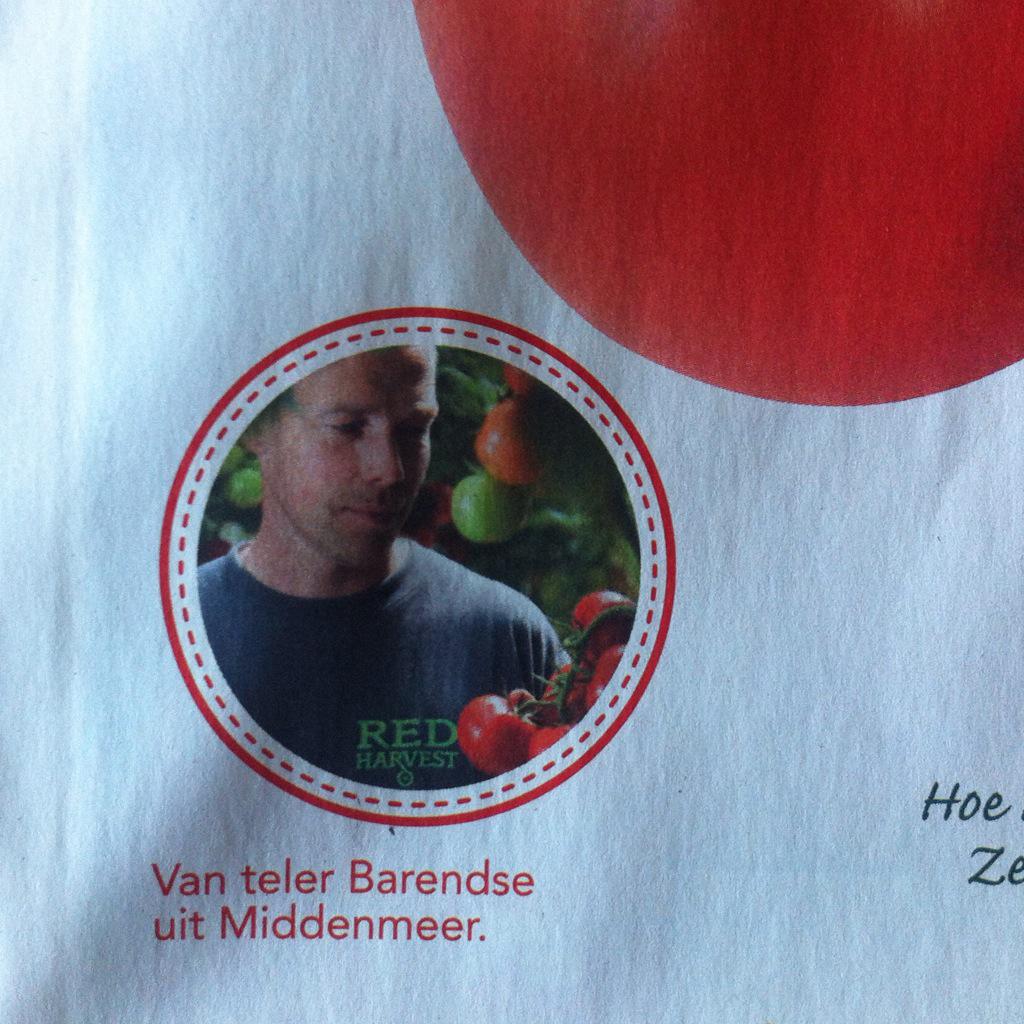 Deen en Vogel AGF nu ook met NH trostomaten van Barendse uit Middenmeer. Aandacht in de folder voor lokaal product.