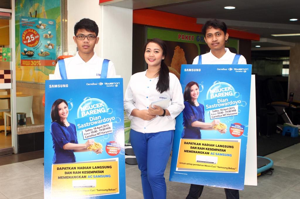 samsungID's tweet photo. Ga hanya ngucek brg @TheRealDiSastr, di sini Anda jg bs dptkn hadiah setiap pembelian mesin cuci "Samsung Bebas"! http://t.co/KnrwVpgvYj