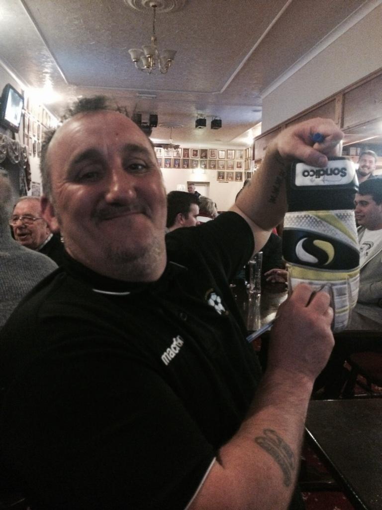 AberdareTown's tweet image. Jenko signing his gloves for fans after the game! #outofretirement