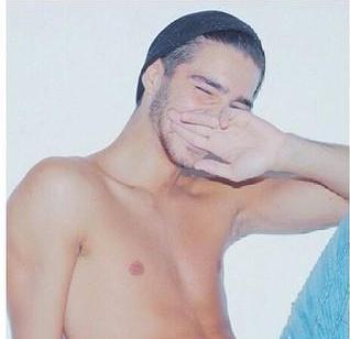 lightvblue_'s tweet image. Ma quant'è bello Cristian Lo Presti quando ride?!!  #ForzaCristian