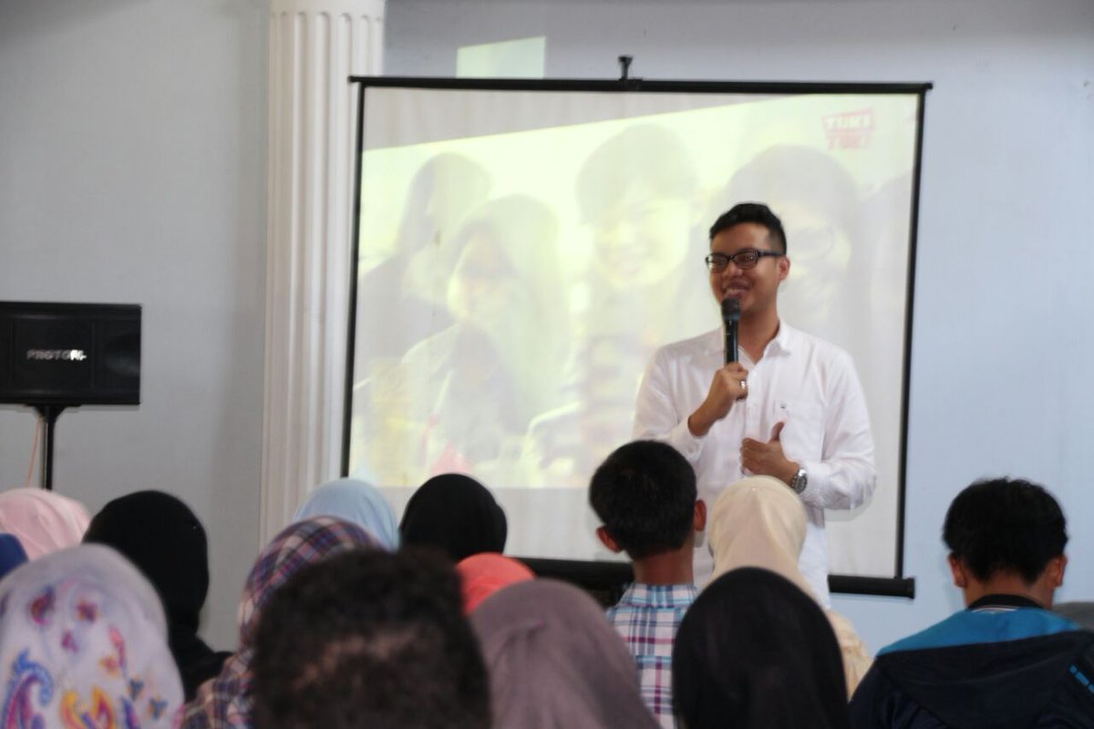 Ketum <a href="/haidharwurjanto/">Haidhar Wurjanto</a> at Seminar <a href="/HIPMIPT_BOGOR/">HIPMI PT BOGOR</a> 5 April 2015 | <a href="/BPPHIPMI/">HIPMI</a> <a href="/HIPMINews/">HIPMI NEWS</a> <a href="/HipmiJawaBarat/">Pengusaha Muda JABAR</a> @Bahlil_Lhd